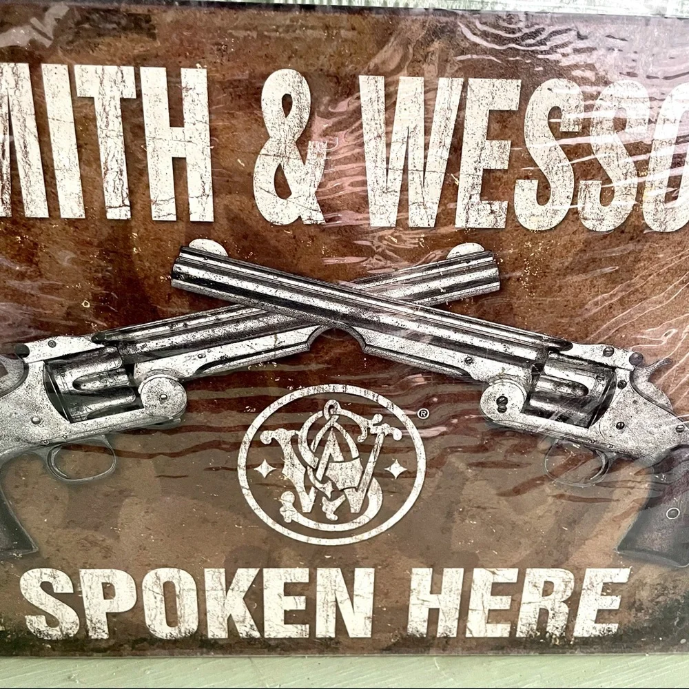 NEW Smith & Wesson Metal Sign